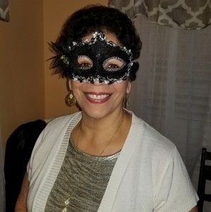 Meet your Posher, Hollie